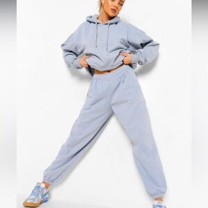 sweatsuit